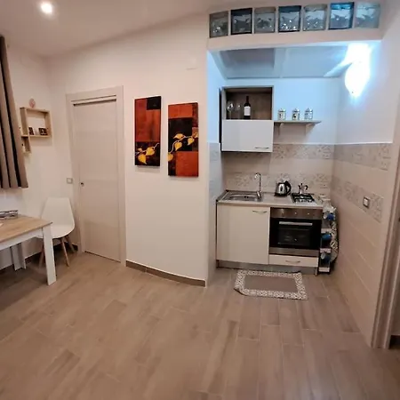 Casetta Dante 130 Apartment *