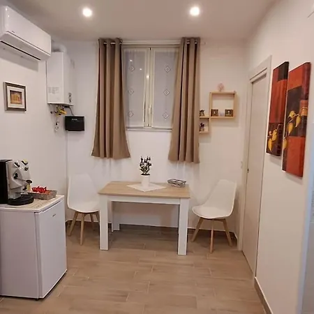 Casetta Dante 130 *